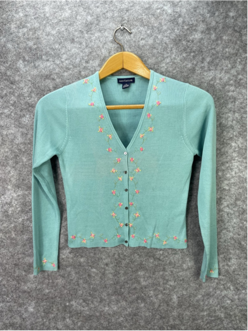 Ann Taylor Cardigan Sweater Womens Small Green Silk Floral Button Embroidered